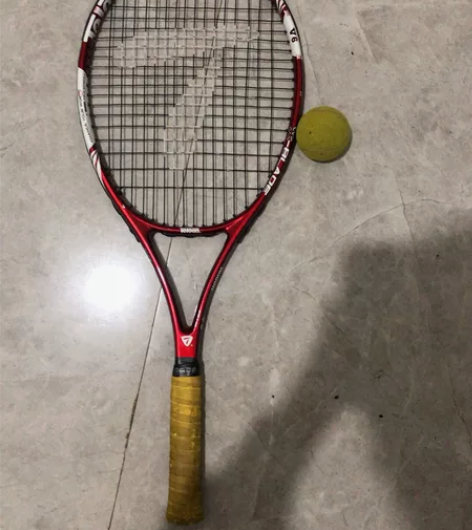 闲置网球拍＋网球＋袋子。仅限同城自提，原价...