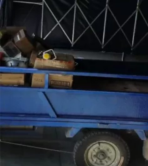 三轮车,买了四个月,电瓶80斤大电瓶6块,...