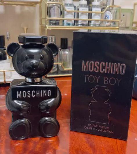 Moschino熊男友香水 朋友赠送 得物...