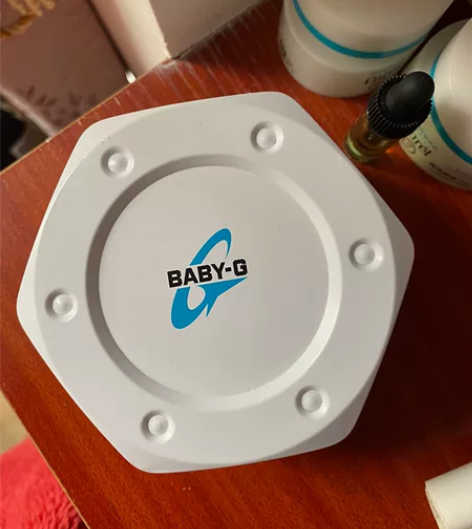 卡西欧手表 有盒子 送电池和工具 感兴趣的...