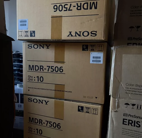 【全新正品未拆】国行SONY索尼耳机 头戴...
