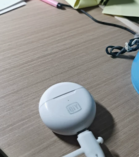 爱奇艺耳机 蓝牙 T102 买的多了 很好...