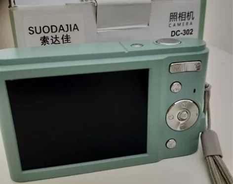 索达佳数码相机,很适合拍风景,只用过几次,...