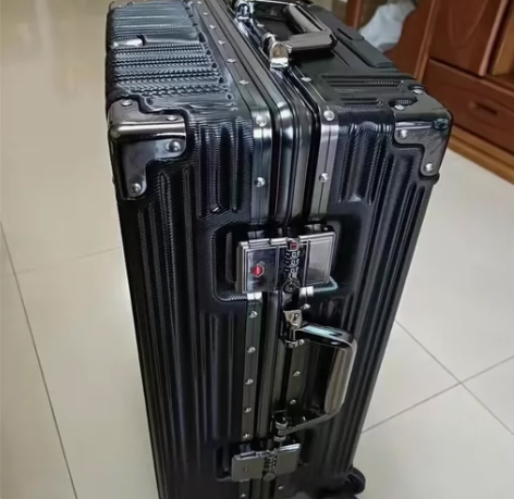 【可发顺丰】袋鼠旅行箱结实耐用男女学生行李...