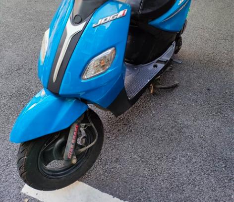 125踏板摩托车，只行驶了1000公里准新...