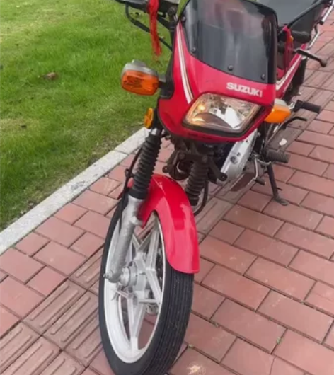 铃木摩托车 有喜欢的私聊已脱审 无手续  ...
