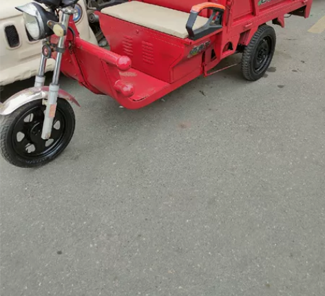 1米4三轮车，空车 感兴趣的话点“我想要”...