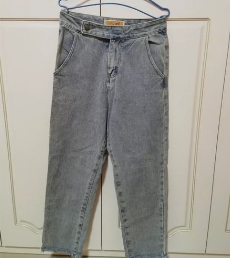 高腰直筒牛仔裤女 斜扣款27的腰,仅洗过两...