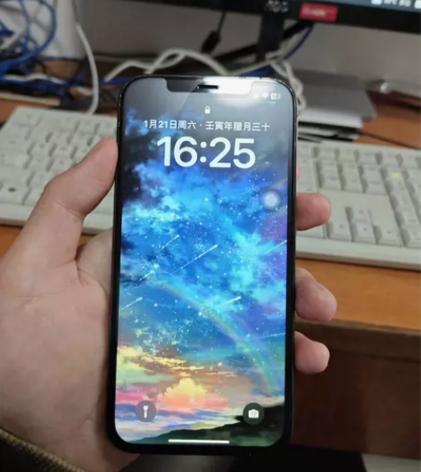 美版iPhone 12 pro 128g，...