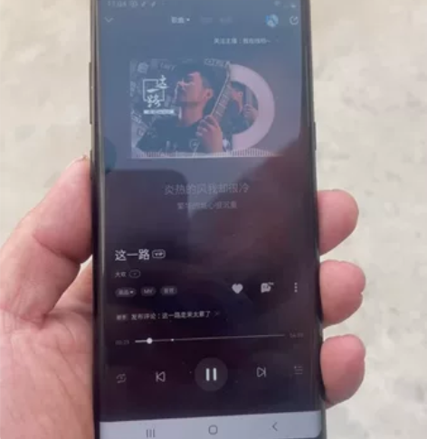 三星note8小孩子上网课，一点也不卡使用...
