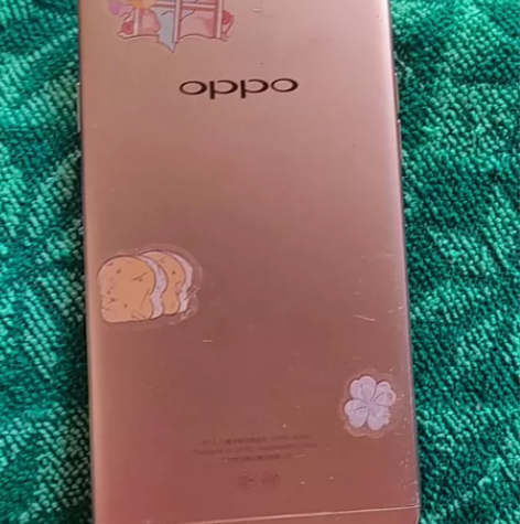 oppo手机   a59m  开机正常使用...
