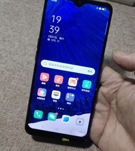 oppo k7 这个手机换过非原装屏,它的...