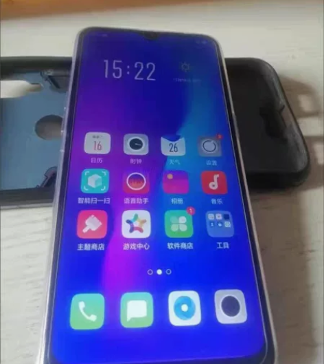 二手oppor15手机6+128g内存自用...