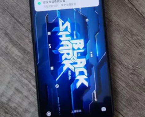黑鲨5 rs 12+256g手机保到23年...