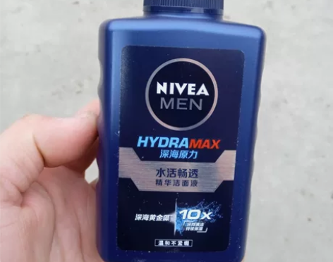 15一瓶2瓶起包邮妮维雅男士水活保湿洁面1...