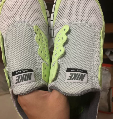 nike跑步鞋 穿过一次闲置，9成新。