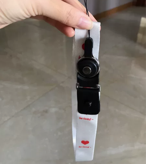 全新手机挂绳江浙沪包邮 感兴趣的话给我留言...