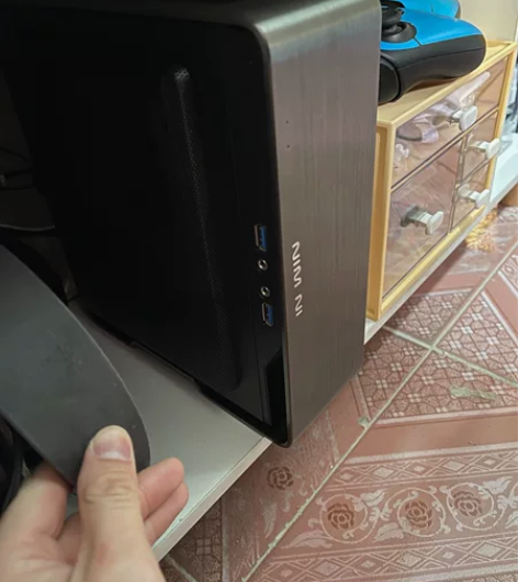 迎广肖邦pro机箱，带原包装盒和配件，想换...