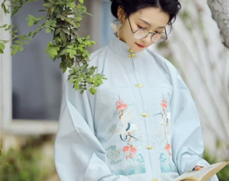 穿过2次。兰若庭 汉服 望水云鹤 明制 立...
