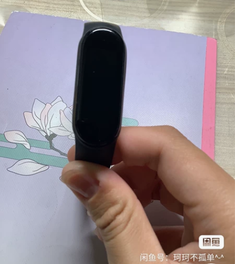 小米手环5nfc版屏幕无磨损带屏幕膜！平时...