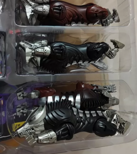 变形金刚 vt 禁闭 4只狗打包 一直回盒...