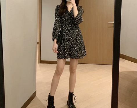 小个子法式复古收腰雪纺碎花连衣裙女春秋季2...