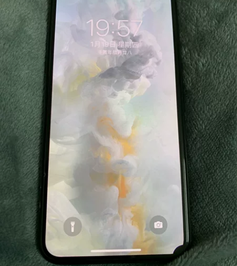 iPhone X 美版256G 价格:90...