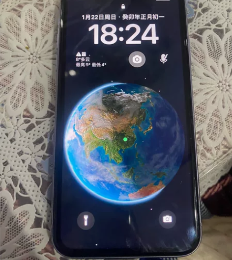 苹果11，64g，美版黑解双卡双待，可以更...