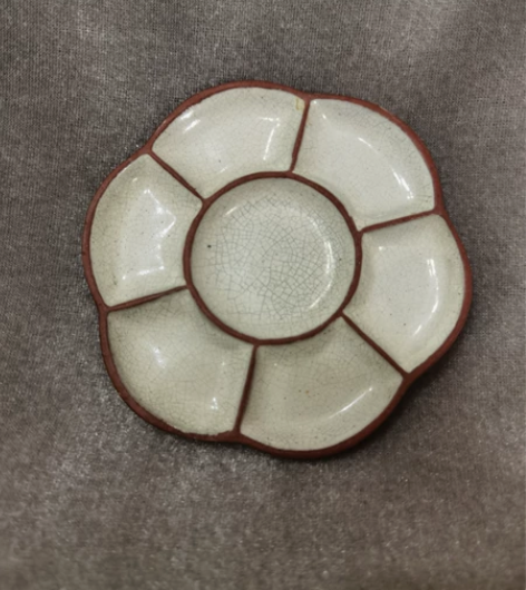 老紫砂  梅花型调色盘 高1.5cm  直...