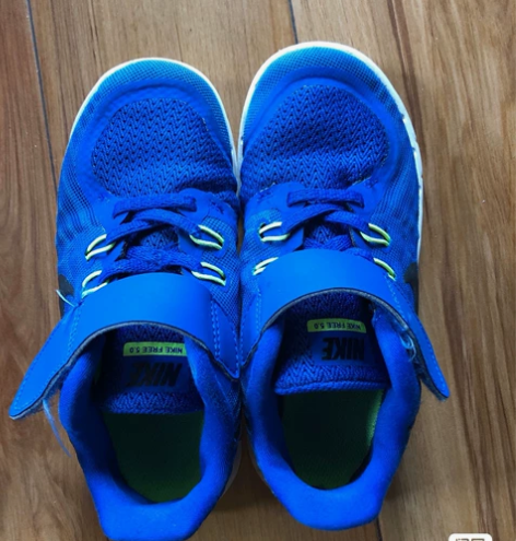 正品Nike耐克13C 31码童鞋、魔术贴...