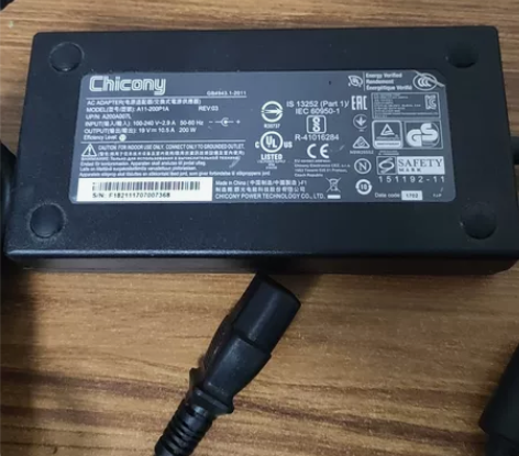 二手个人原装正品适用神舟战神Z7 G8 Z...