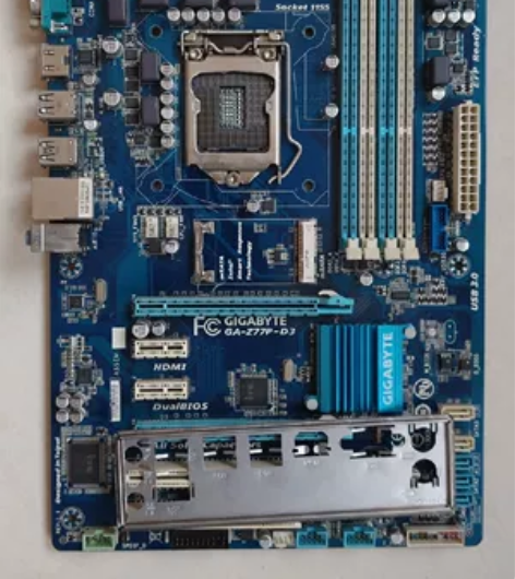 技嘉Z77P-D3主板，支持nvme转pc...