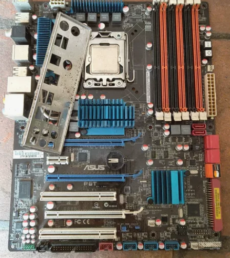 华硕台式电脑主板ASUS P6T主板70 ...