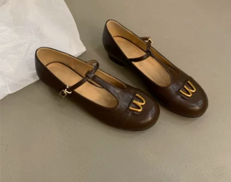 法式单鞋女2022年秋季新款仙女风复古玛丽...