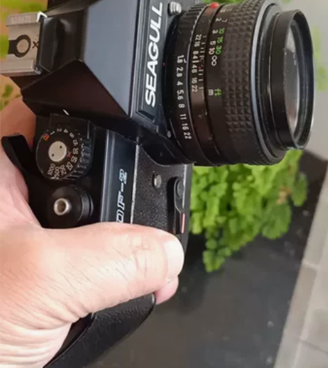 海鸥DF-2 单反胶片相机！ 快门有不保精...