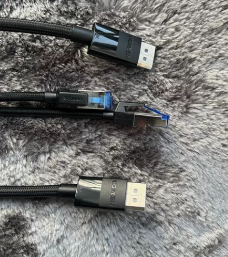 京东自营买的绿联dp1.4线和万兆网线，都...