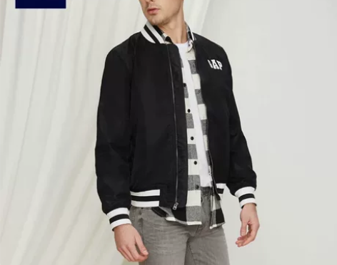 Gap外套 300多买的  穿了几次 99...