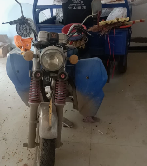 新旧程度 八成新,一打就着,宗申摩托车,一...