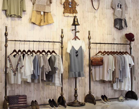 复古绿包臀裙 后面开叉一点 等我拍实图啊啊...