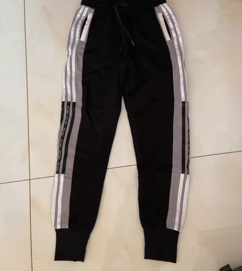 休闲裤便宜出小码 感兴趣的话点“我想要”和...