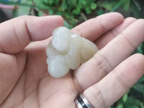 玉雕 小摆件  挂件 地方玉雕 福娃  半...