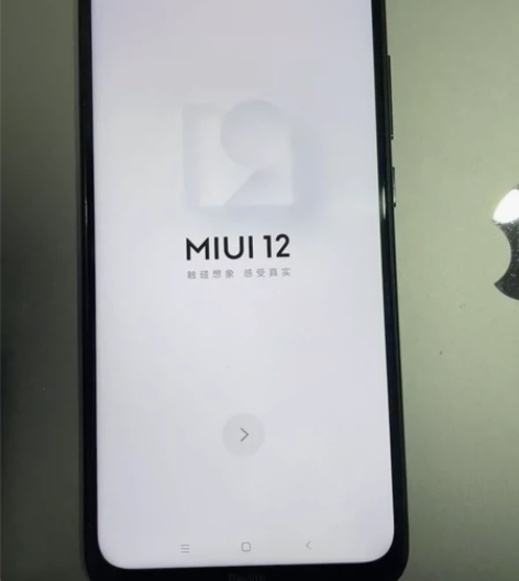 红米note8 4+64曜石黑，京东旗舰店...