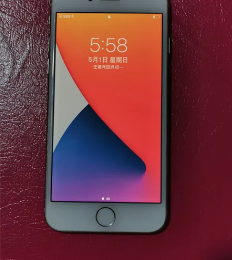 二手苹果8手机，内存容量64G，功能正常使...