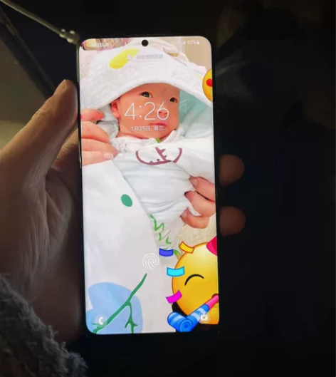 三星美版s21Ultra，屏幕小瑕疵，功能...