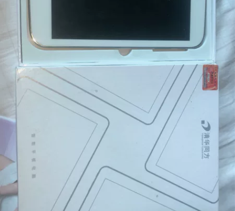 清华同方手机平板,当配件出售35元不包邮,...