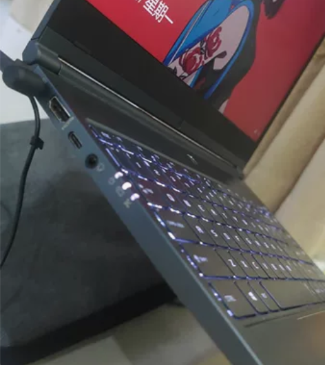 出一款机械革命s1-03笔记本，8+512...