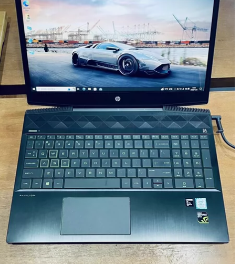 惠普光影精灵5游戏本 I5-8300H四核...