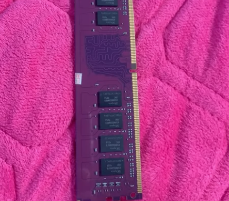 自用威刚万紫千红DDR4内存,16G,没毛...