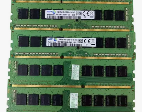三星 三代  8G1600台式机内存，三年...
