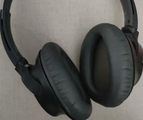 正版Sony耳机 包装盒丢了 用过两次 感...